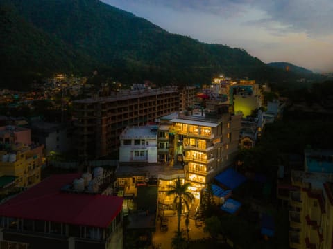 Property building, Bird's eye view