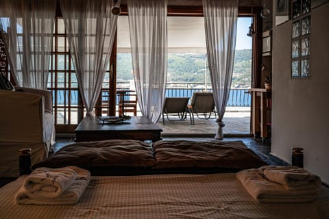 View (from property/room), Photo of the whole room