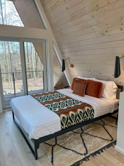 Fox Ridge-Black Alder Lodging Maison in Laurel Township