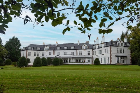 Property building, Natural landscape, Garden view