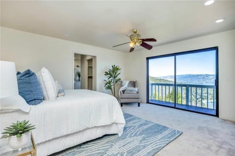 Bed, Natural landscape, Bedroom, Mountain view, fireplace