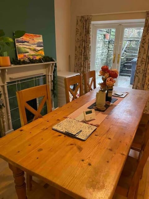 Cosy Gem in the heart of Glossop Casa in Glossop