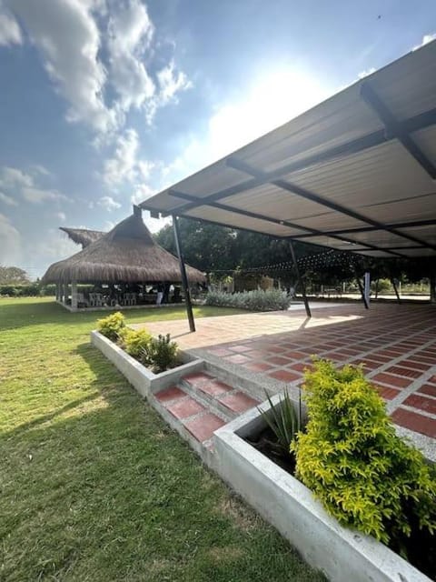 Hermosa cabaña la Promesa en Malambo. House in Atlantico