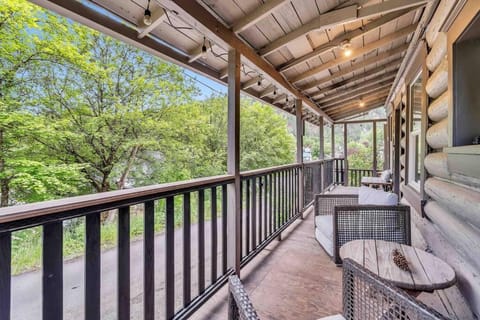 Patio, Day, View (from property/room), Balcony/Terrace