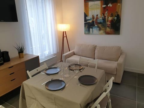 Bel appartement avec patio Apartment in Vitry-sur-Seine