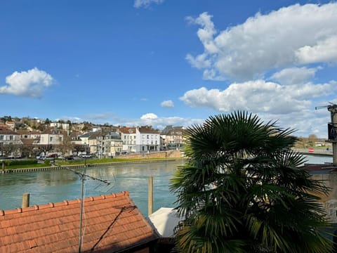 Le Cosy Lagny - Appartement Cosy avec balcon vue sur Marne Apartment in Lagny-sur-Marne