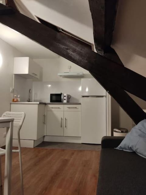 Studio Rémois - WIFI/Netflix Apartment in Reims