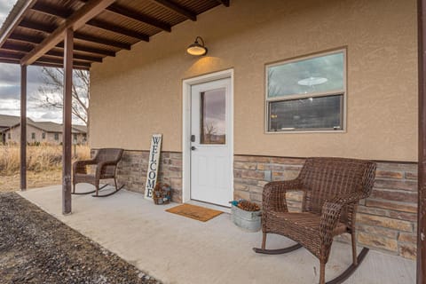 Patio, Facade/entrance, Seating area