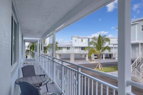 Patio, Day, Balcony/Terrace