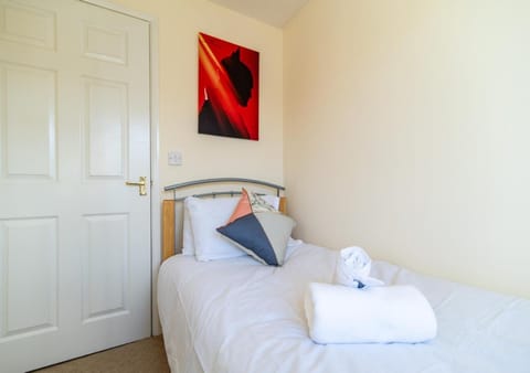 Derby Mandarin 3 Bedroom Apartment with Garden and Parking Appartement in Derby