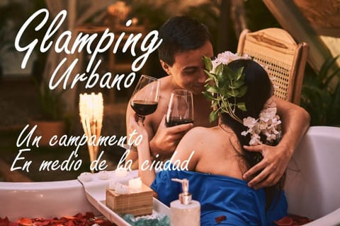 Glamping Urbano Bogota Campeggio /
resort per camper in Bogota