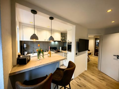 Property building, Kitchen or kitchenette, Living room