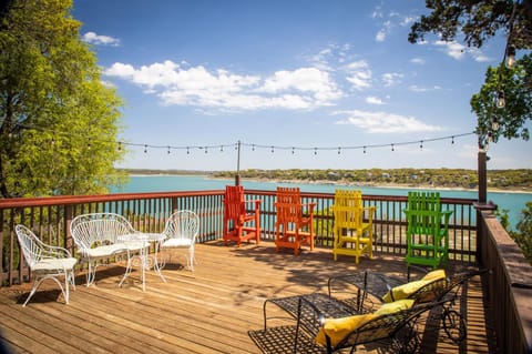 Waterfront Grace - relax and experience the lake! Maison in Canyon Lake