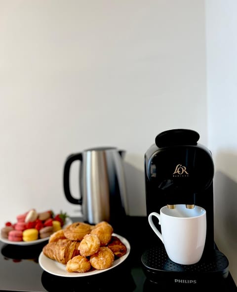 Coffee/tea facilities, Kitchen or kitchenette, Breakfast, Continental breakfast