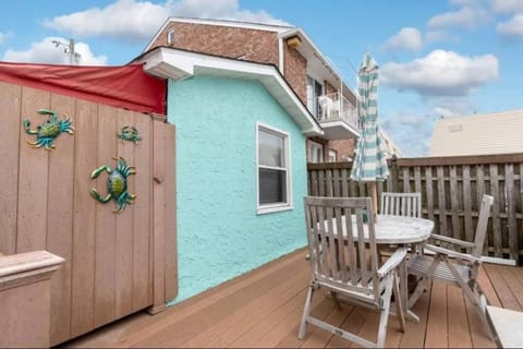Cozy Margate Cottage - 3 blocks to the Beach! Haus in Longport