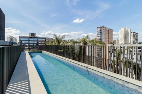 Property building, Day, Pool view, Swimming pool