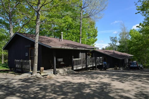 Property building, Spring, Day, Parking