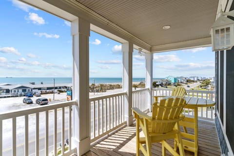 2nd Row Directly Across from Pier w Private Pool, Hot Tub, and More House in Oak Island