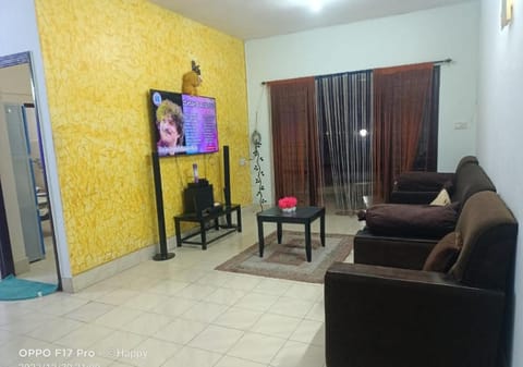 Villa nd apartment Condominio in Mangaluru