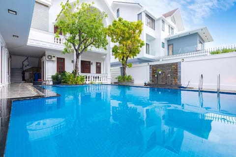 Palm Villa 37 - 6 bedrooms & Pool Villa in Vung Tau