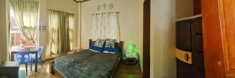 Puerto Galera Transient Guest Room Bed and Breakfast in Puerto Galera