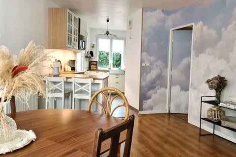 Beautiful apartment facing the Stade de France Apartment in Saint-Denis, France