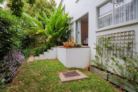 Patio, Garden, Garden, Balcony/Terrace, Garden view