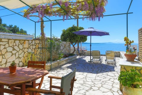 Day, Balcony/Terrace, Seating area, Dining area, Garden view, Sea view