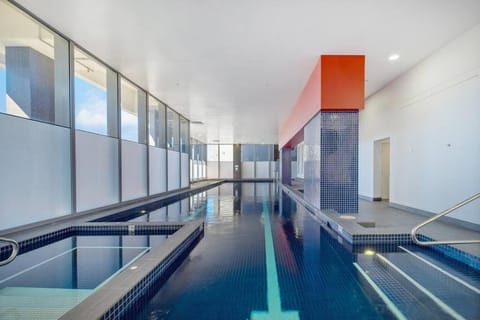 Lovely home with pool in Zetland Condominio in Kensington