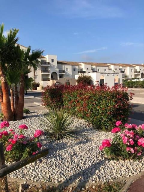 L ECUME- Grand T4 duplex avec terrasses - Piscine - Wifi - Clim - Parking Apartment in Saint-Cyprien