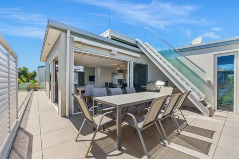 Property building, Patio, View (from property/room), Balcony/Terrace, Seating area