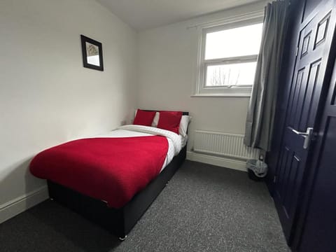 Stay Sleep Rest - Gawthorne Apartment hotel in Nottingham