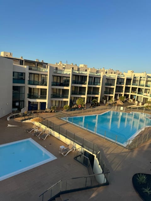 Property building, Pool view, Swimming pool