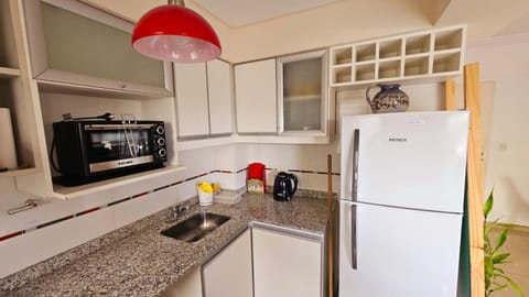 Kitchen or kitchenette, pet friendly