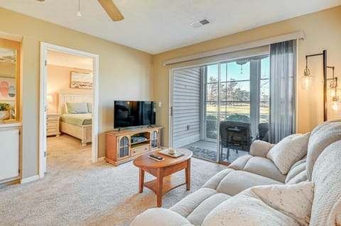 Myrtle Beach Condo with Pickleball and Pool Access Apartment in Carolina Forest