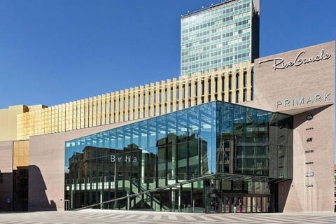 Rive Gauche A centre - gare - aéroport Apartment in Charleroi