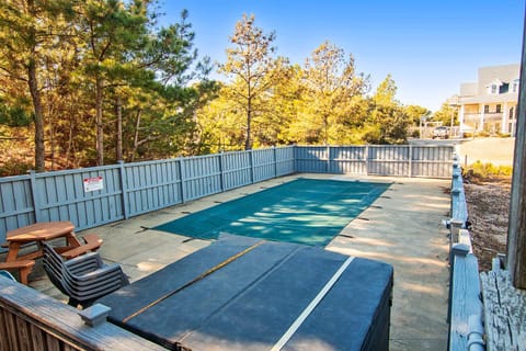 WC1065, A Beachin Good Time- Oceanside, Private Pool, Hot Tub House in Corolla