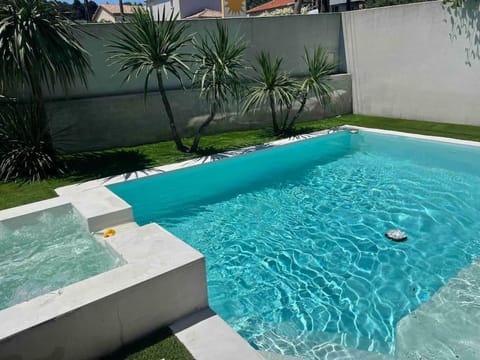 Day, Pool view, Swimming pool