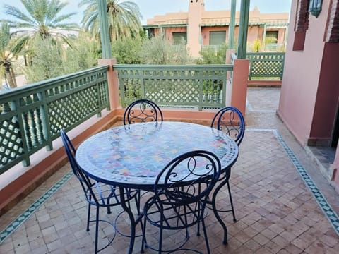 Appartement HIBISCUS 3 chambres avec piscine Apartment in Marrakesh