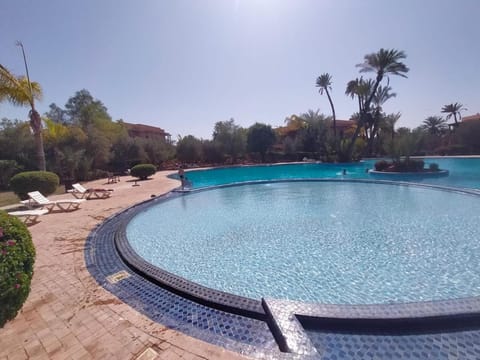 Appartement HIBISCUS 3 chambres avec piscine Apartment in Marrakesh