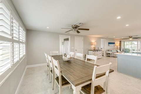 Englewood Vacation Rental about 2 Mi to Beach! House in Manasota Key