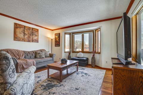Minneapolis Family Home Less Than 6 Mi to Boom Island Park House in Brooklyn Center