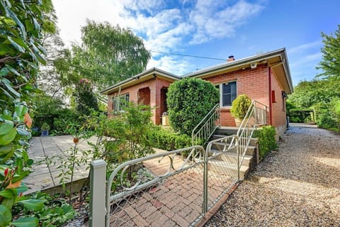 Hideaway on March - Close to CBD & Duntryleague House in Orange