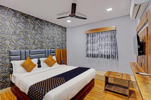 HOTEL MAHI PALACE Bed and Breakfast in Ahmedabad