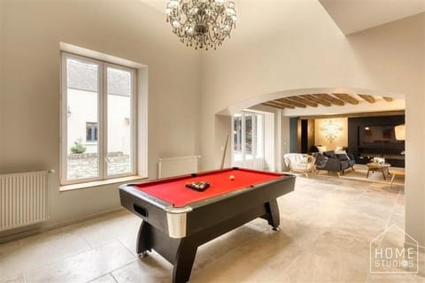 La demeure des Saga - Luxe et foret Bed and Breakfast in Fontainebleau