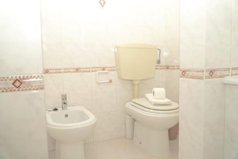 Bathroom, bidet