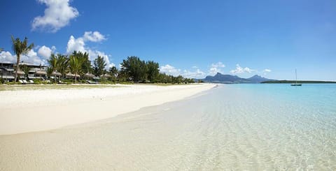 Ocean beach Villa in Mauritius