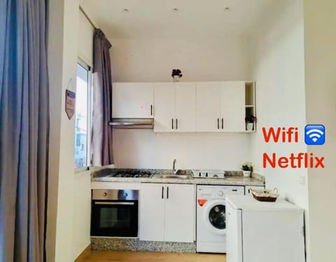 Studio au centre ville avec WIFI Apartment in Casablanca