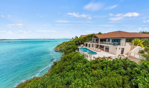 Hot Tub, Pool view, Sea view, Swimming pool