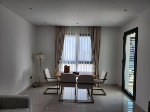 Beachfront 2BHK apartment at Al Mouj Eigentumswohnung in Muscat